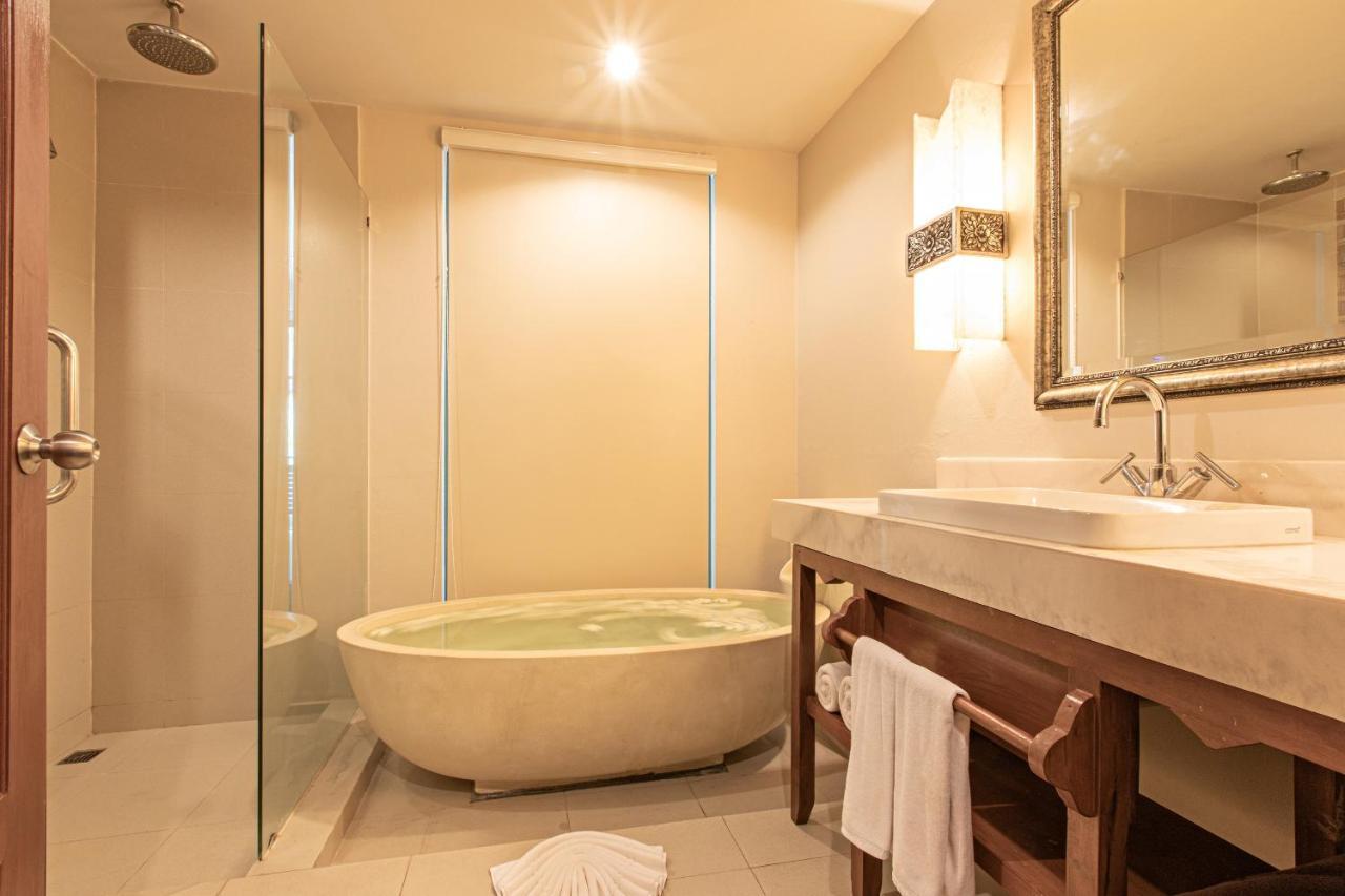 Superior Double or Twin Room with Pool View